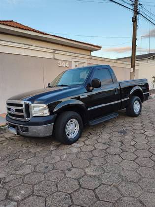 FORD F-250 3.9 XLT 4X2 CS DIESEL 2P MANUAL